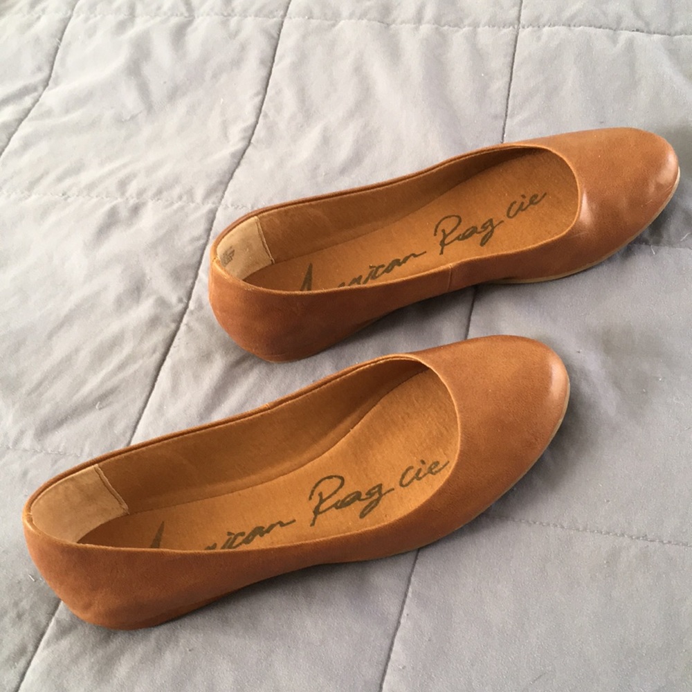 Flats shoes